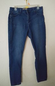 Blue Spice Woman's High Rise Jeans Size 13